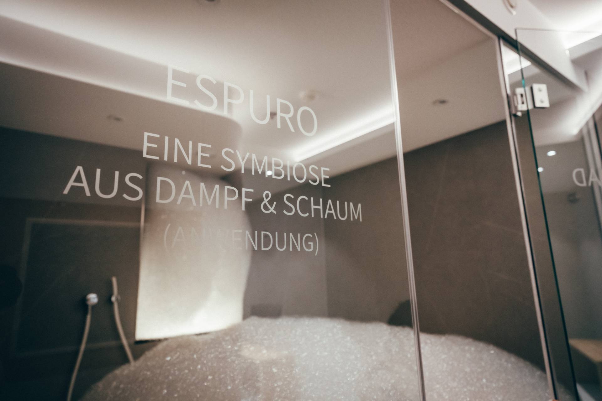 Espuro: Die einzigartige Symbiose aus Dampf & Schaum - Landidyll Hotel Weidenbrück