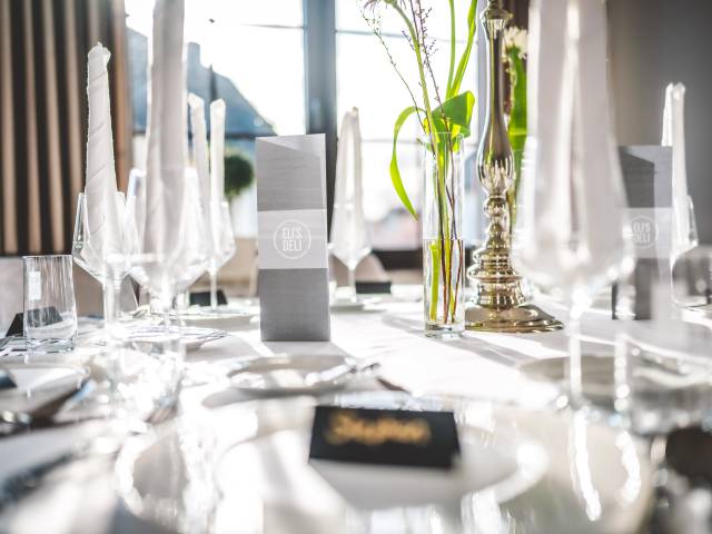 Festsaal im Hotel Weidenbrück